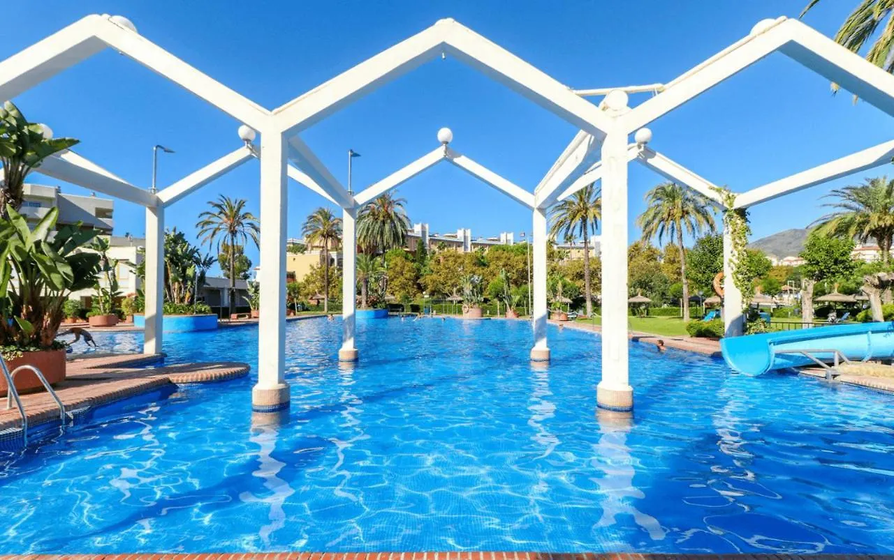 Homeforguest Beautiful Apartment With Sea Views In Benal Beach, Benalmádena España